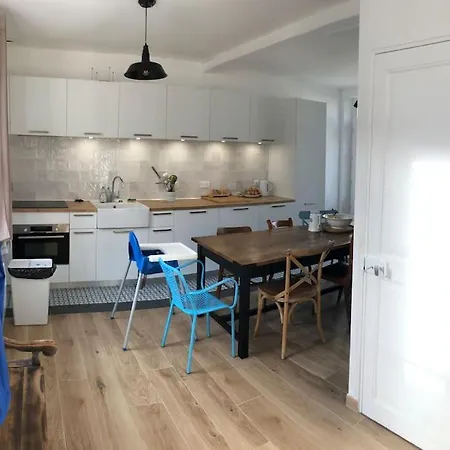 Сasa de vacaciones Maison De Pecheur+ Jardin 5 Min A Pieds De La Baie *