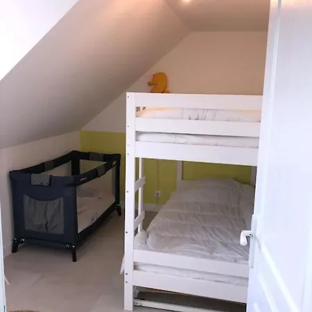 Сasa de vacaciones Maison De Pecheur+ Jardin 5 Min A Pieds De La Baie
